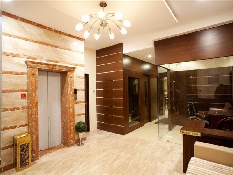 קולורו Hotel Mahalakshmi Residency מראה חיצוני תמונה